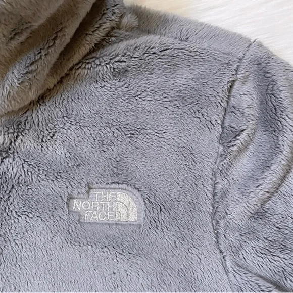 The North Face Women’s Luxe Osito Jacket 2 - Picture 4 of 9